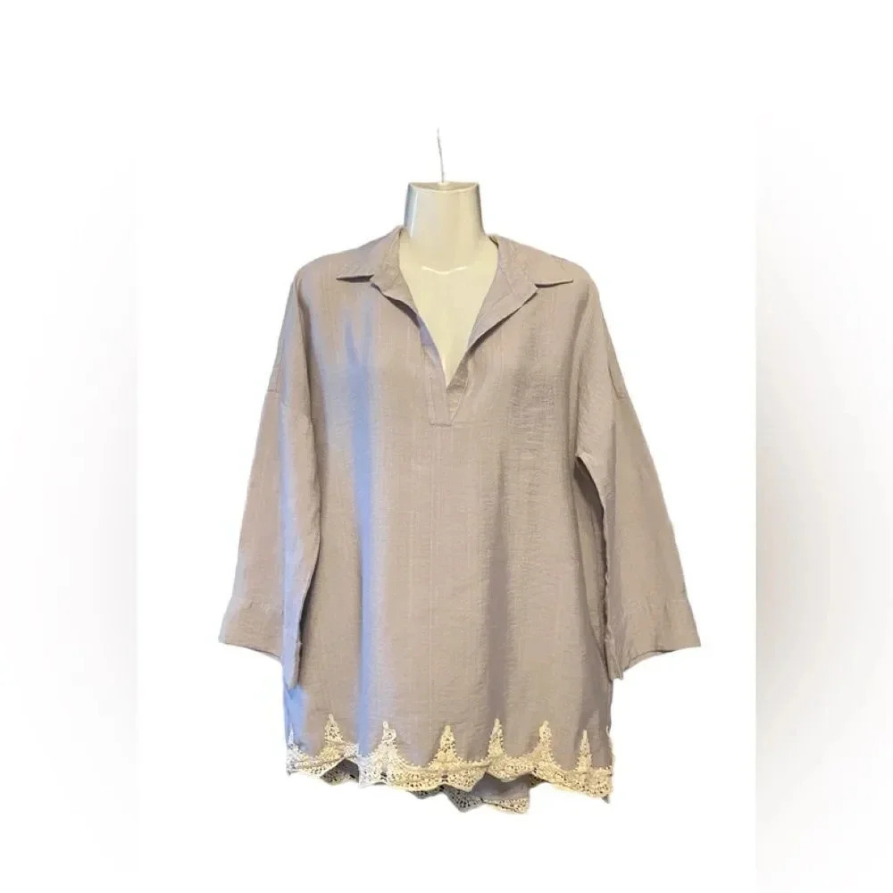 Umgee Crochet Hem Tunic Top